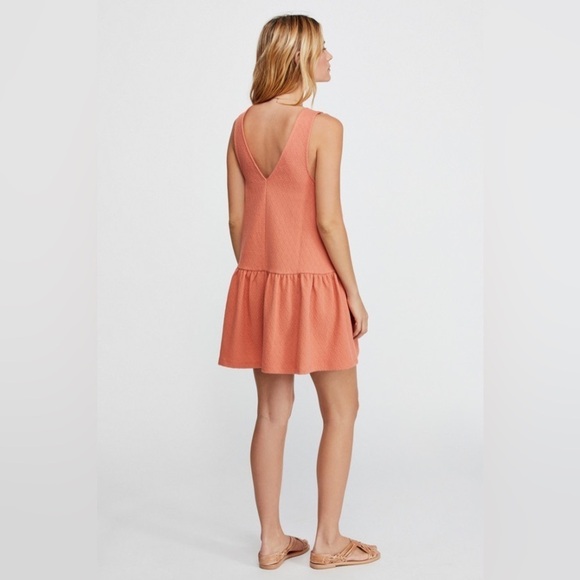 Free People Easy Street Cootton Blend Mini Dress in Coral size Medium - Picture 2 of 12